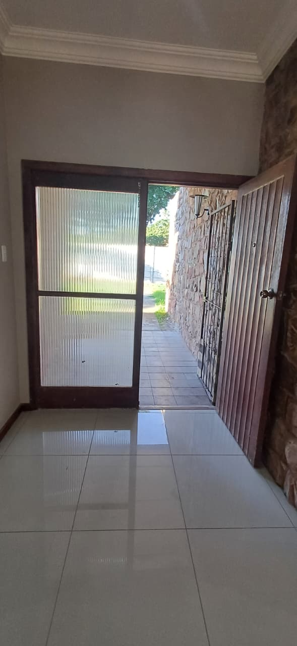 4 Bedroom Property for Sale in Bothasrus Eastern Cape